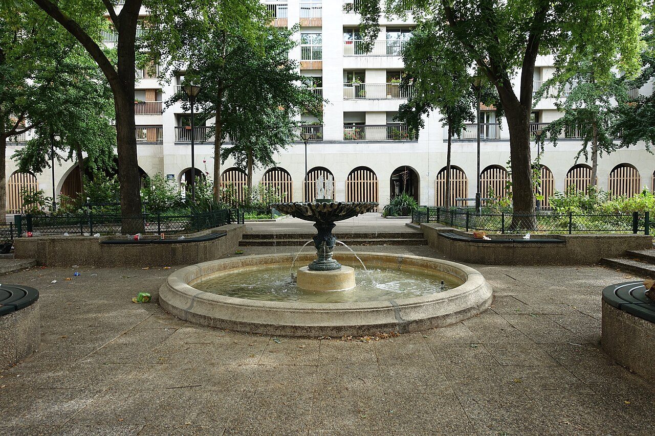 Square Raoul Follereau