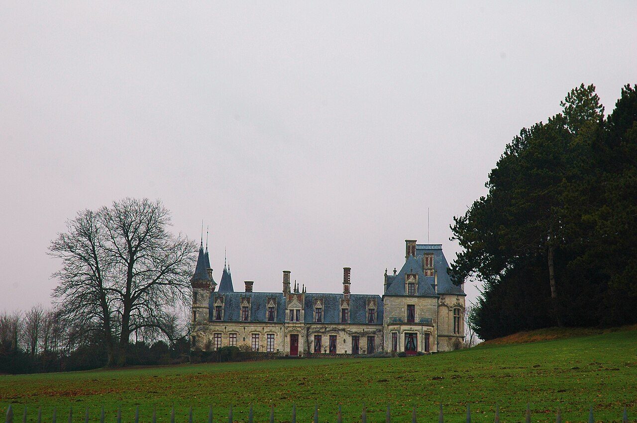 Château de Regnière-Ecluse à Regnière-Écluse