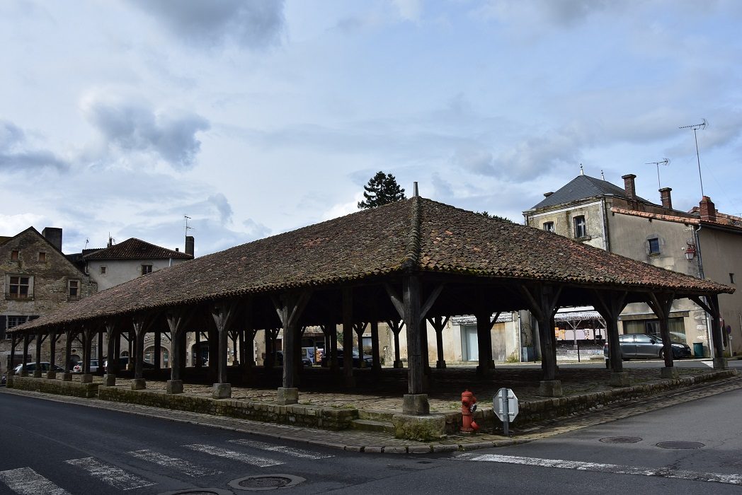 Halles de Charroux à Charroux