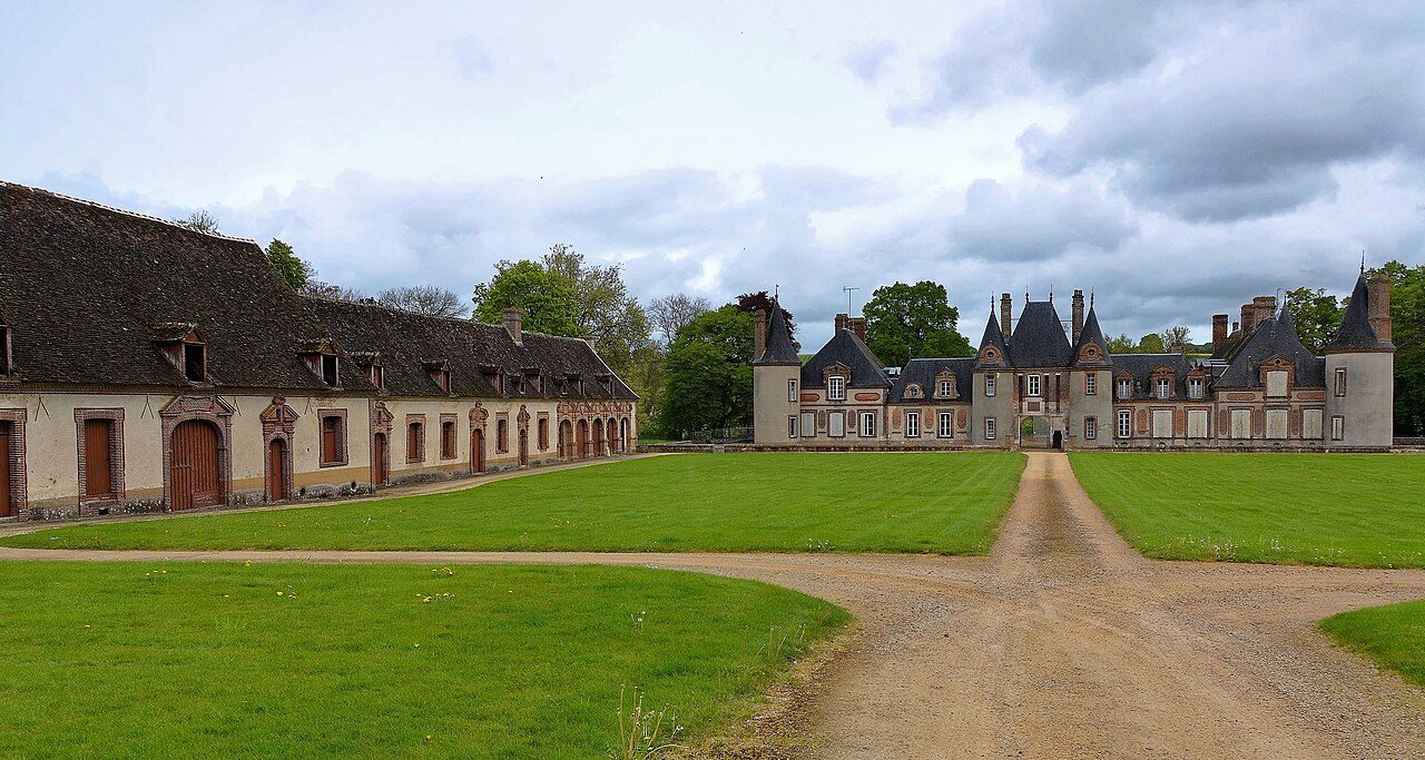 Château de Grandchamp à Charny Orée de Puisaye