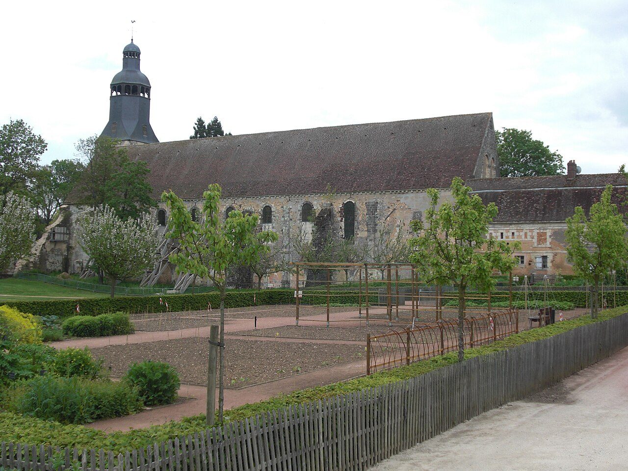 Église abbatiale de Thiron-Gardais à Thiron-Gardais