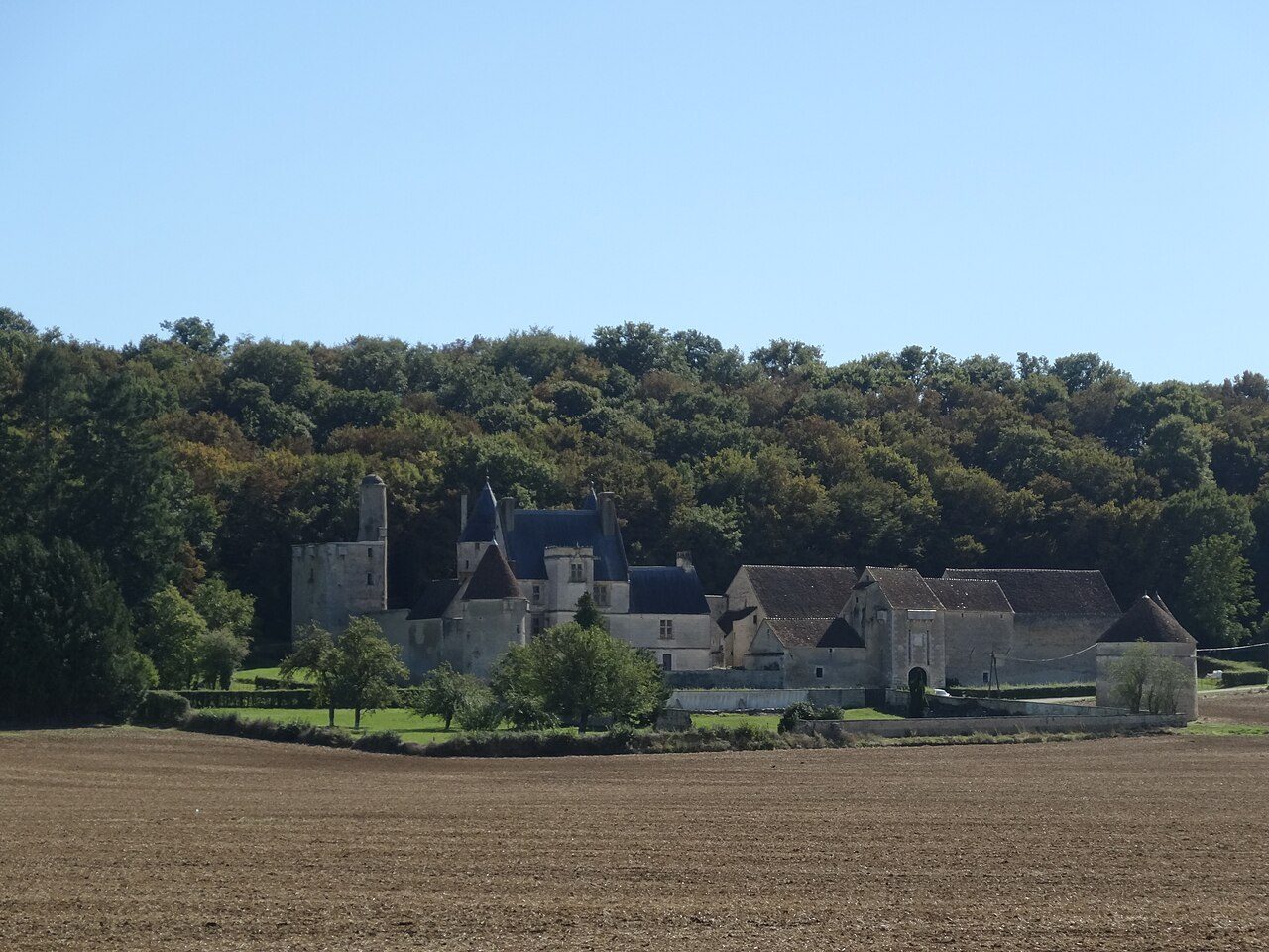 Château de Faulin à Lichères-sur-Yonne