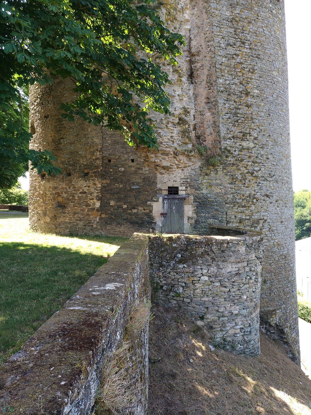 Tour Mélusine à Vouvant