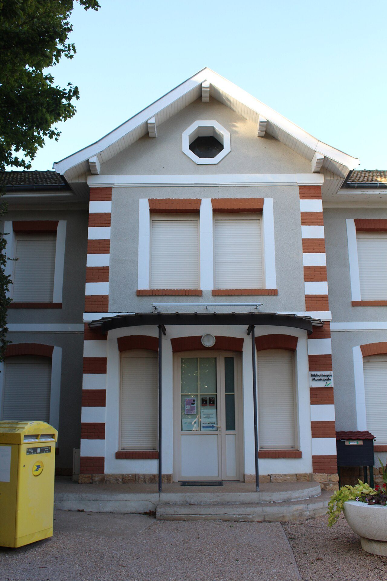 Bibliothèque de Sathonay à Sathonay-Village