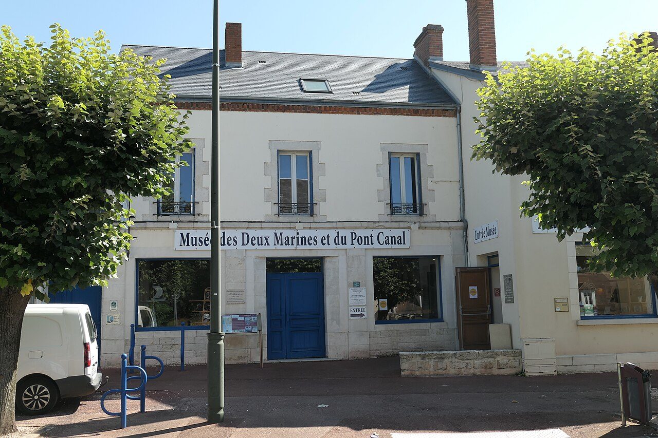 Musée des Deux Marines et du Pont-canal à Briare