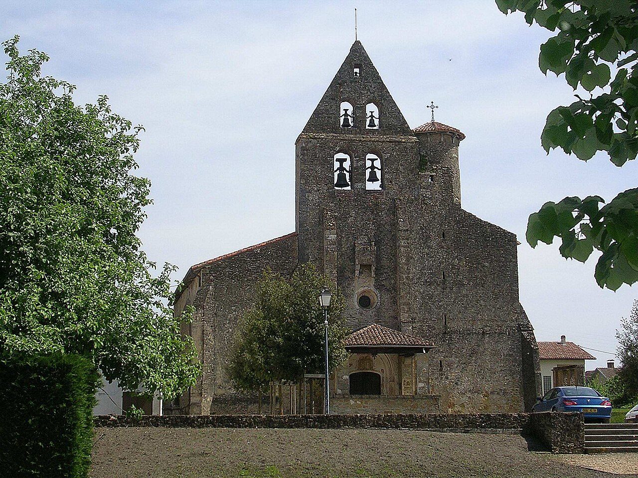 Eglise Saint-Amand à Bascons
