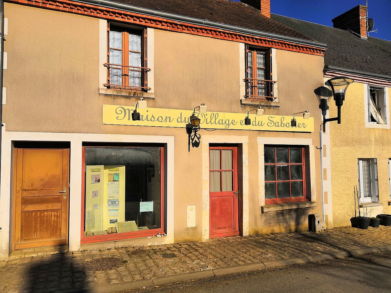 Maison du village et du sabotier à Gournay
