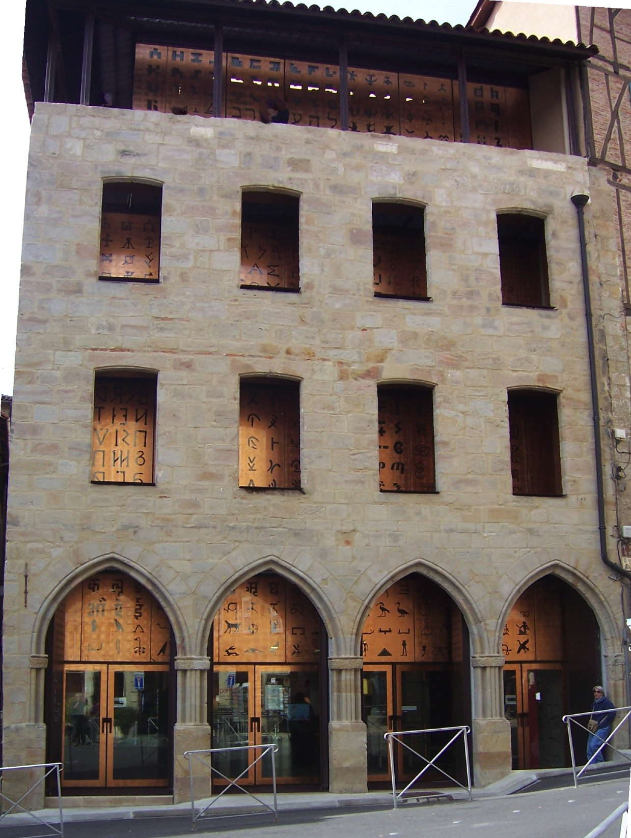 Musée Champollion : Les Écritures du Monde à Figeac