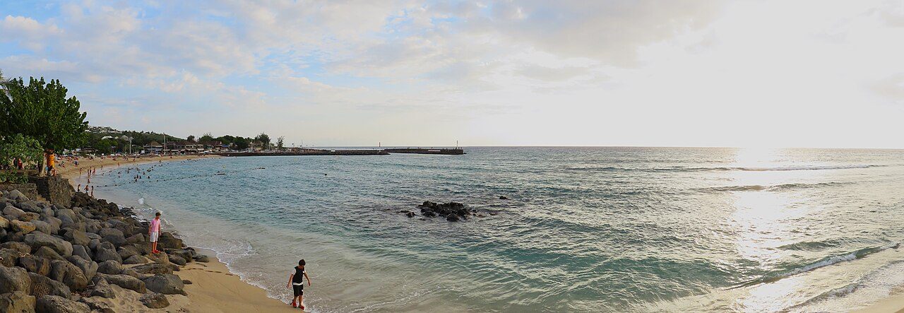 Plage des Roches Noires