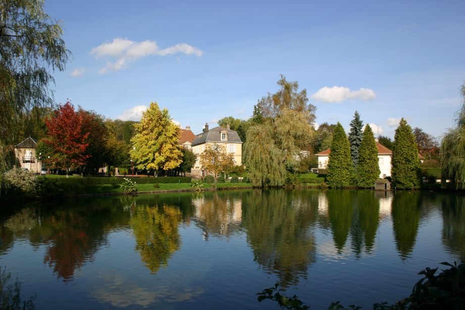 Lac de la Font et lavoir
