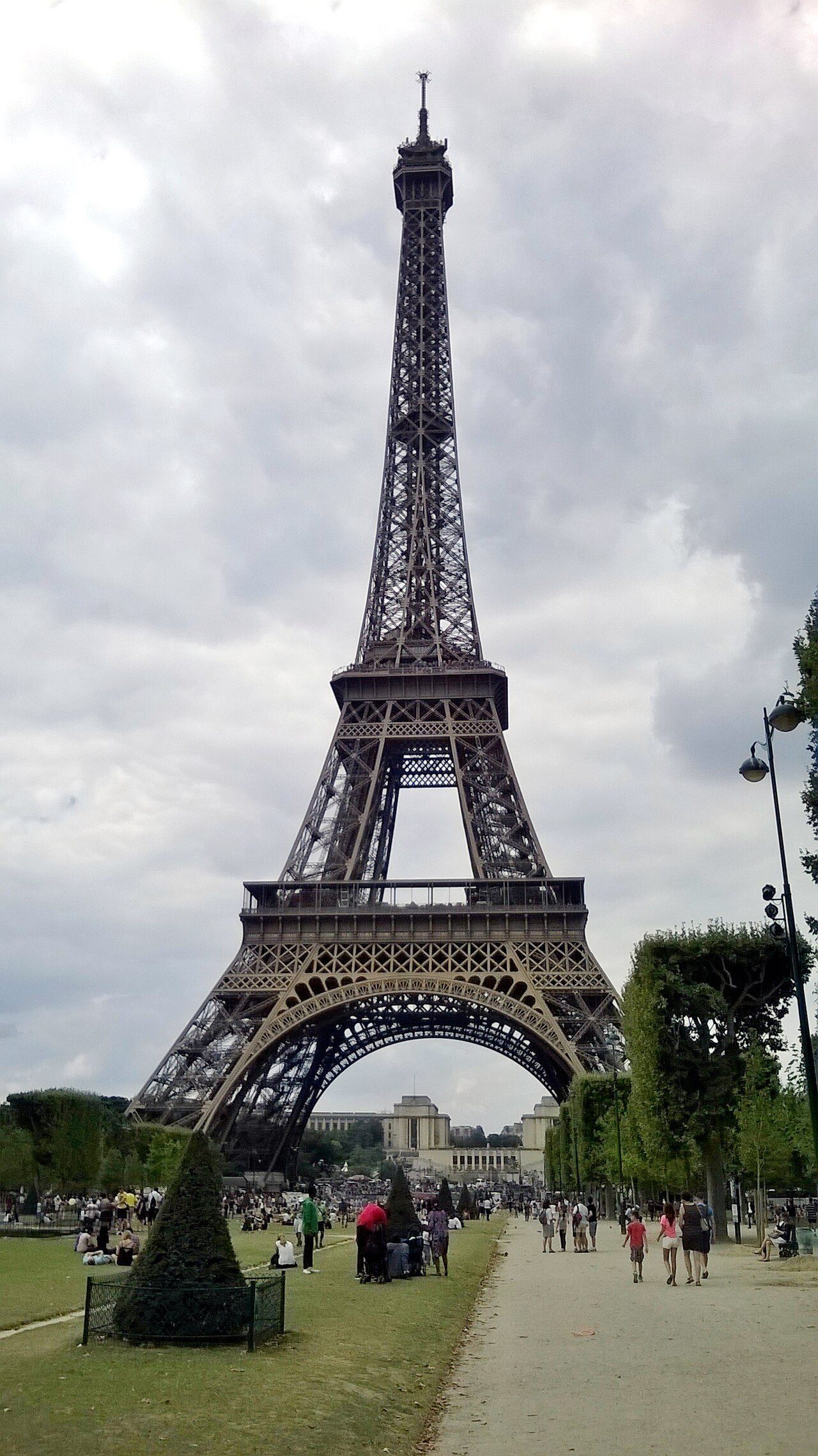 Parc du Champ-de-Mars à Paris