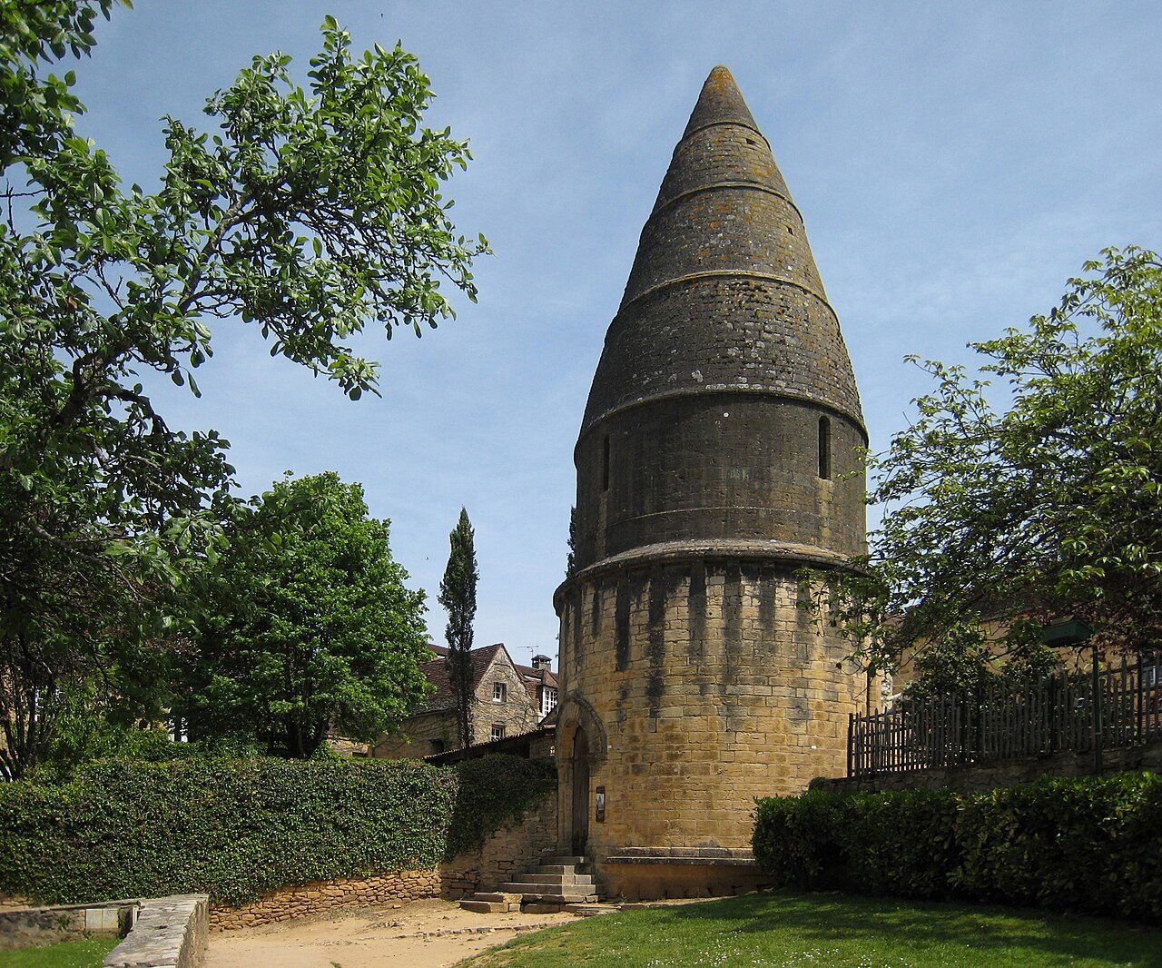La Lanterne des Morts à Les Moutiers-en-Retz