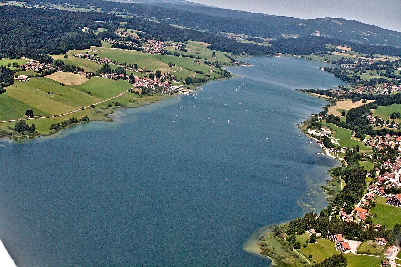 Lac de Saint-Point à Saint-Point