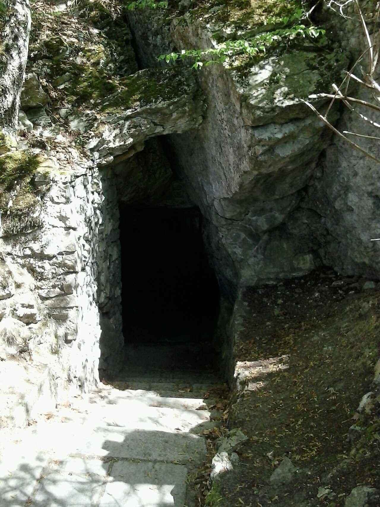 La grotte de Nichet à Fromelennes