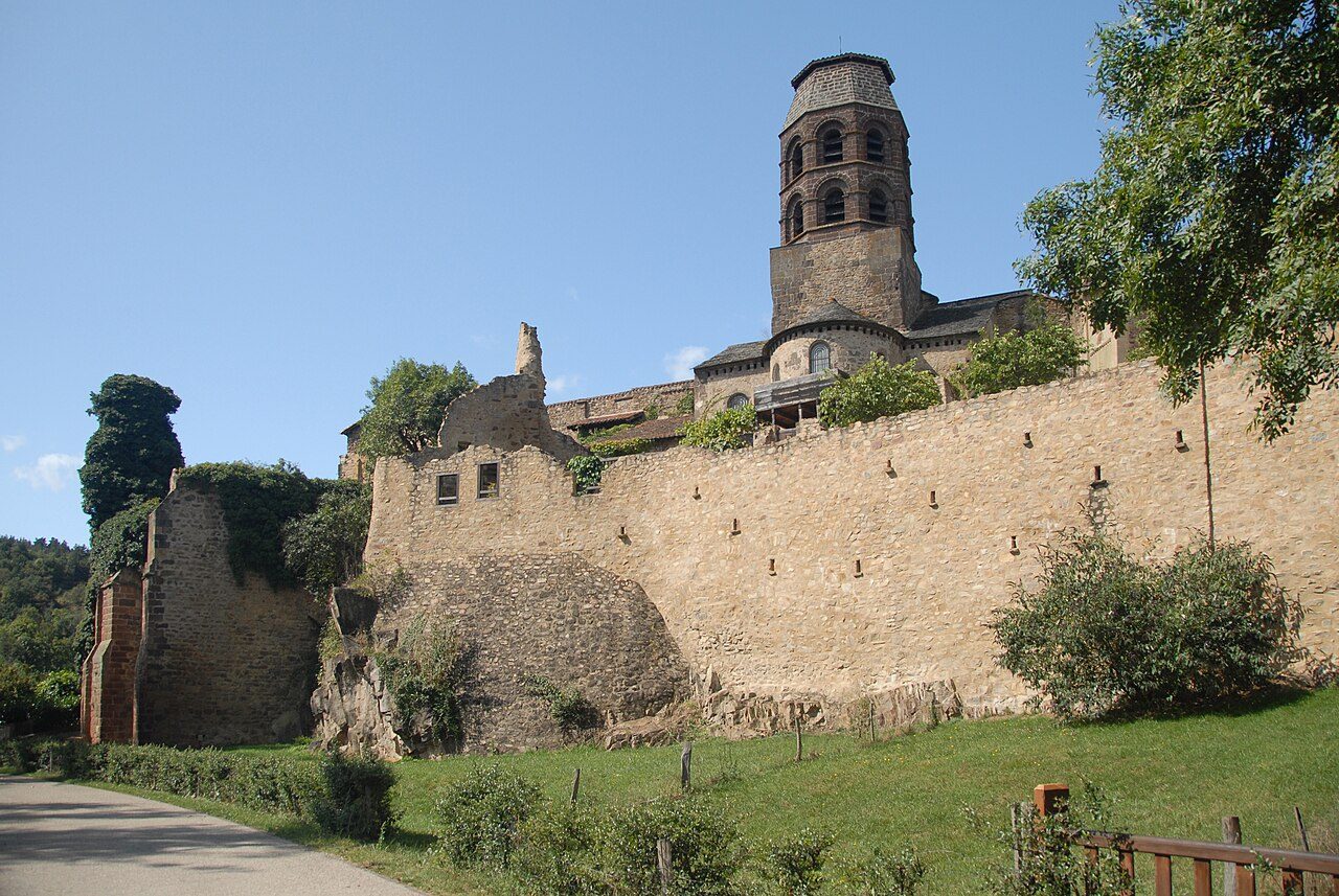 Logis de l’Abbesse - Abbaye de Lavaudieu à Lavaudieu