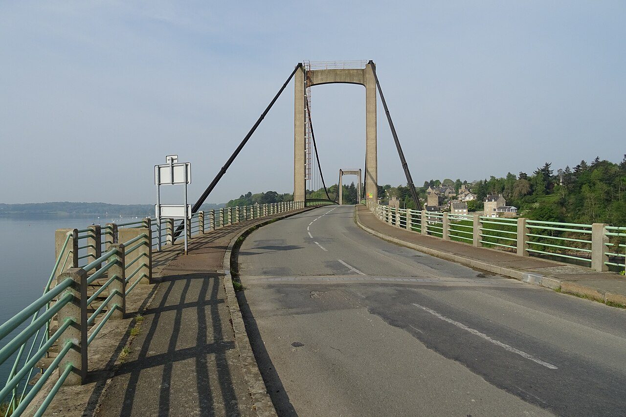 Le port Saint-Jean
