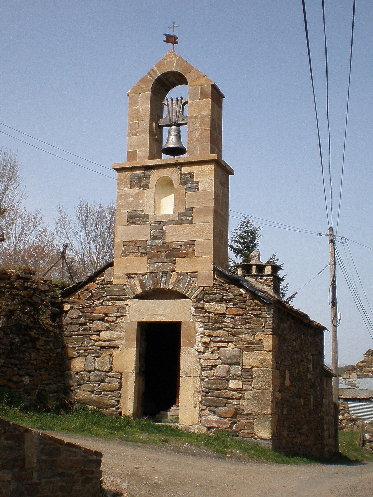 CLOCHER DE TOURMENTE D'OULTET à Mont Lozère et Goulet