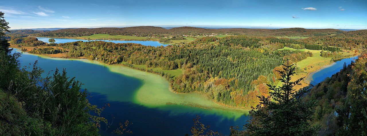 Le belvédère des 4 Lacs à La Chaux-du-Dombief
