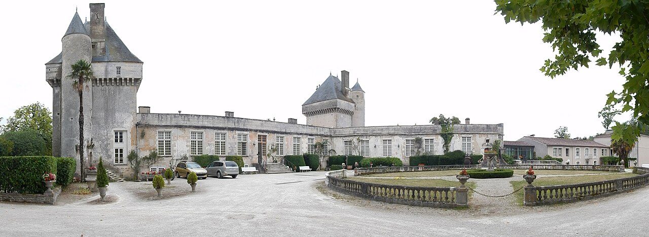 Visite guidée parc et Château de Mornay à Saint-Pierre-de-l'Isle